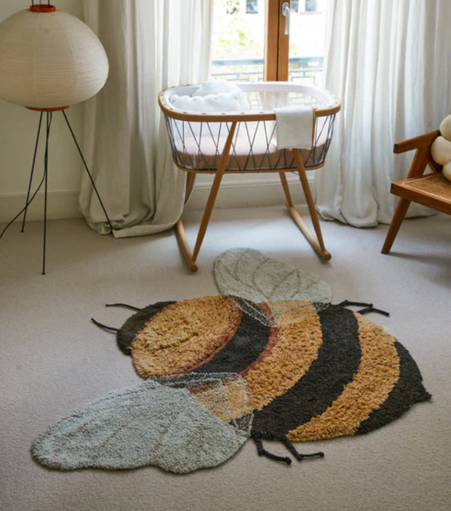 WASHABLE RUG BEE