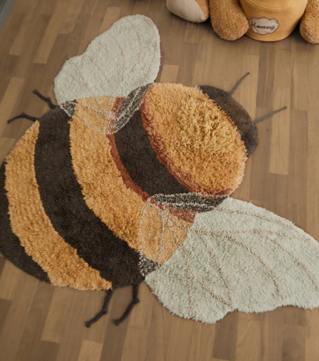 WASHABLE RUG BEE